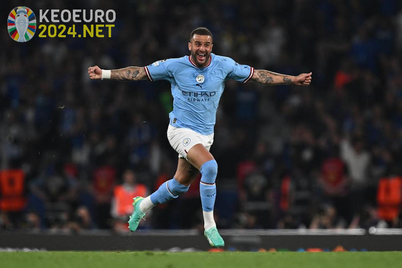 Top hậu vệ cánh phải hay nhất thế giới hiện nay - Kyle Walker